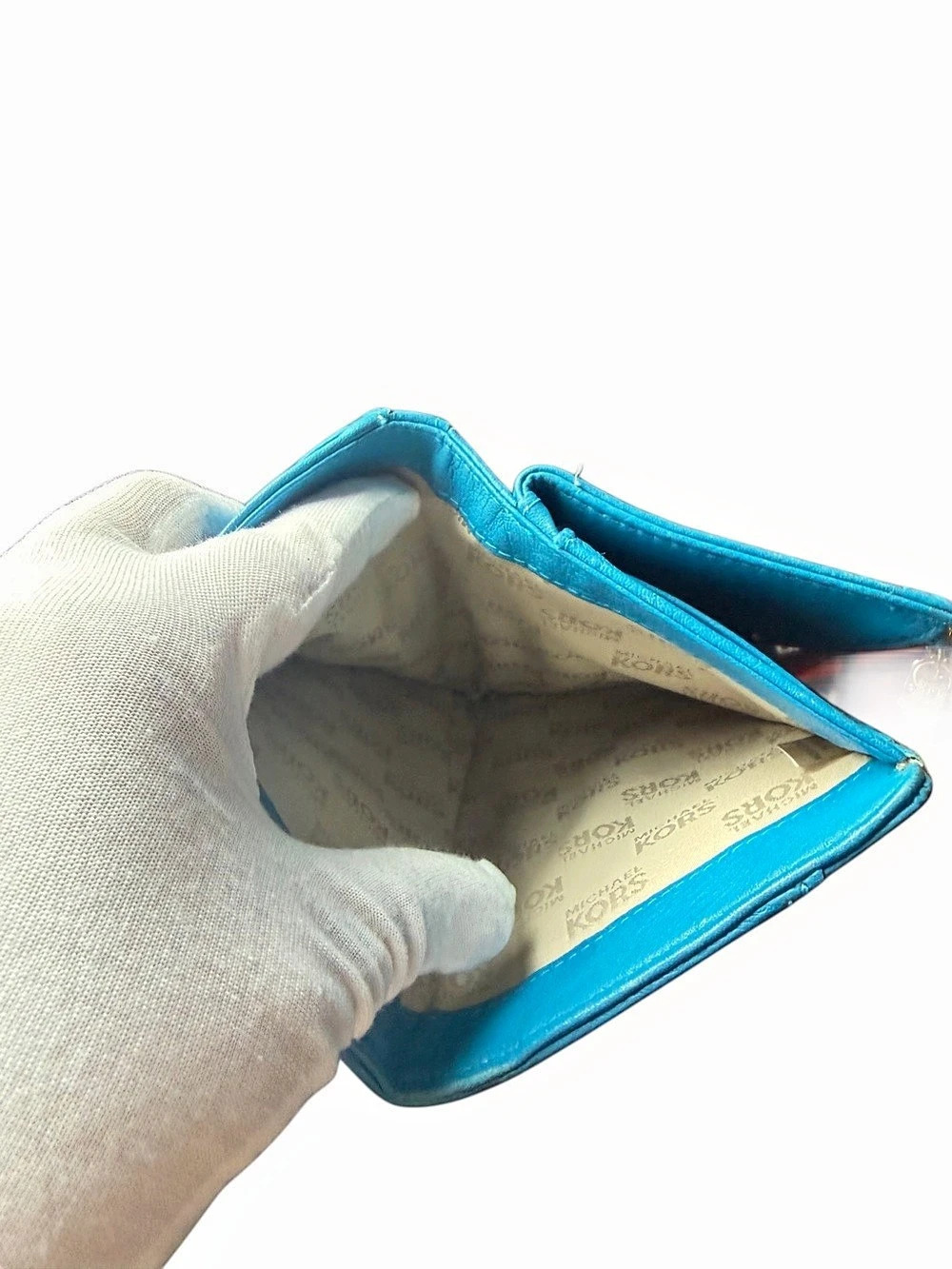 Michael Kors Turquoise Wallet – Pre-Owned - Picture 10 of 11